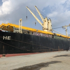 Hàng siêu trường siêu trọng